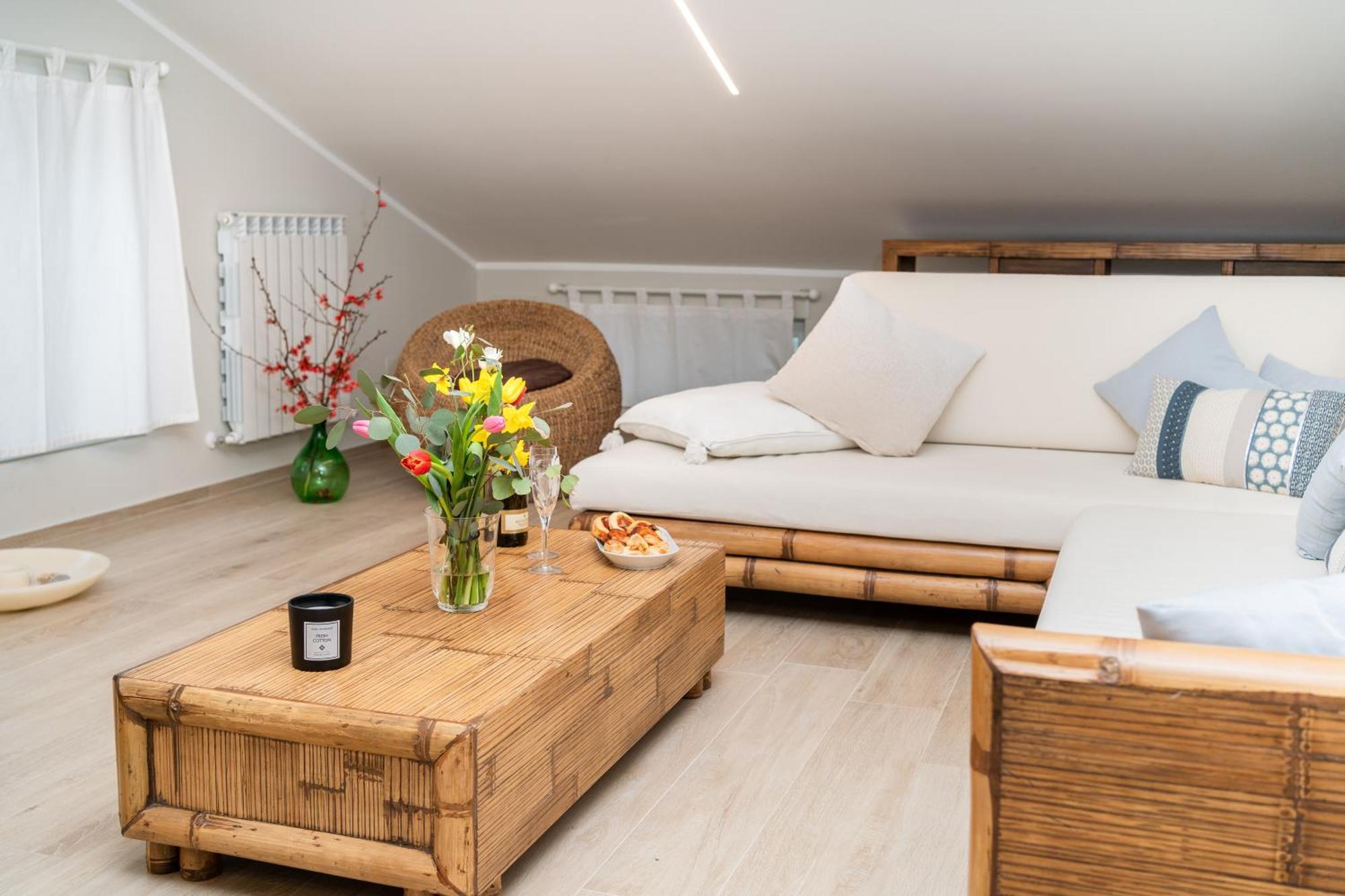 Otium Rooms / Camere E Appartamenti Morrovalle Exteriör bild
